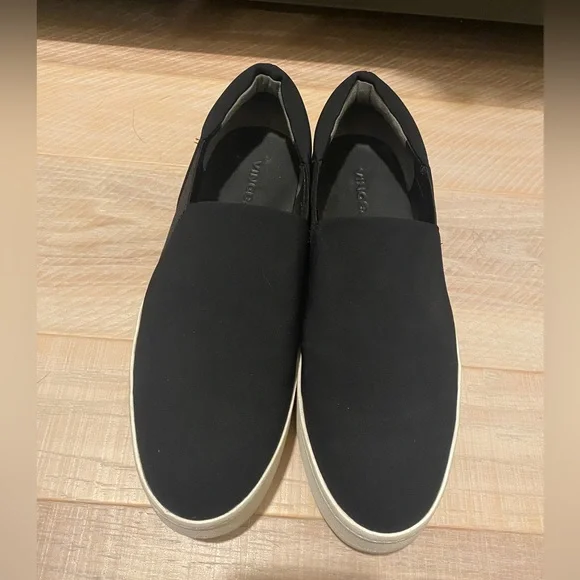 Vince Warren Black Slip-On Platform Sneakers - Picture 13 of 16